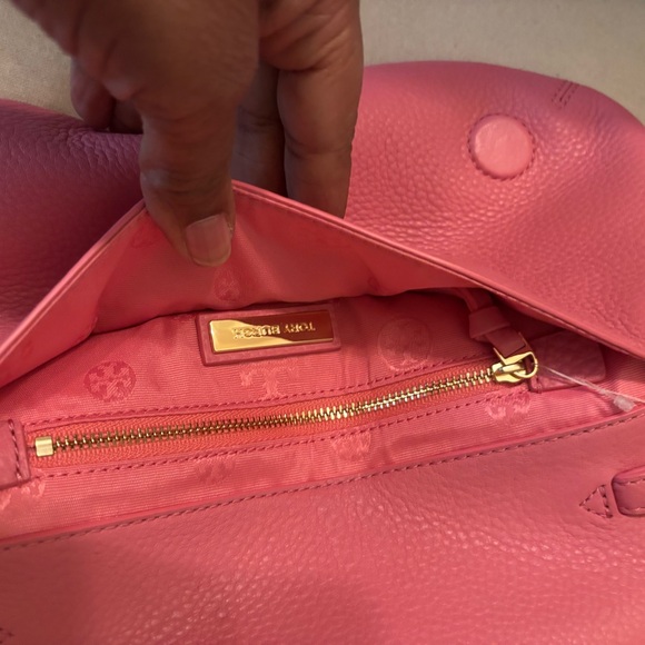 Tory Burch Pink Crossbody Bag with Gold Logo - Picture 3 of 5